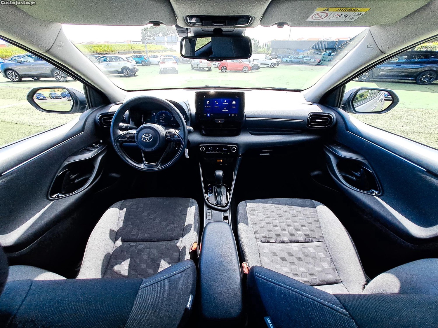 Toyota Yaris 1.5HDF EXCLUSIVE 116CV HIBRIDO/GASOLINA 2025 — fotografia 14