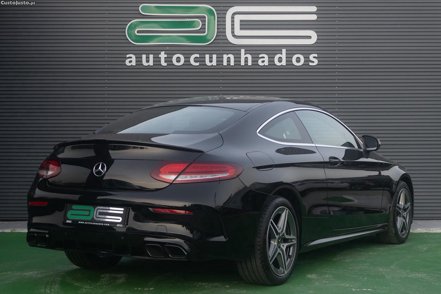 Mercedes-Benz C 220 d AMG Line — fotografia 18