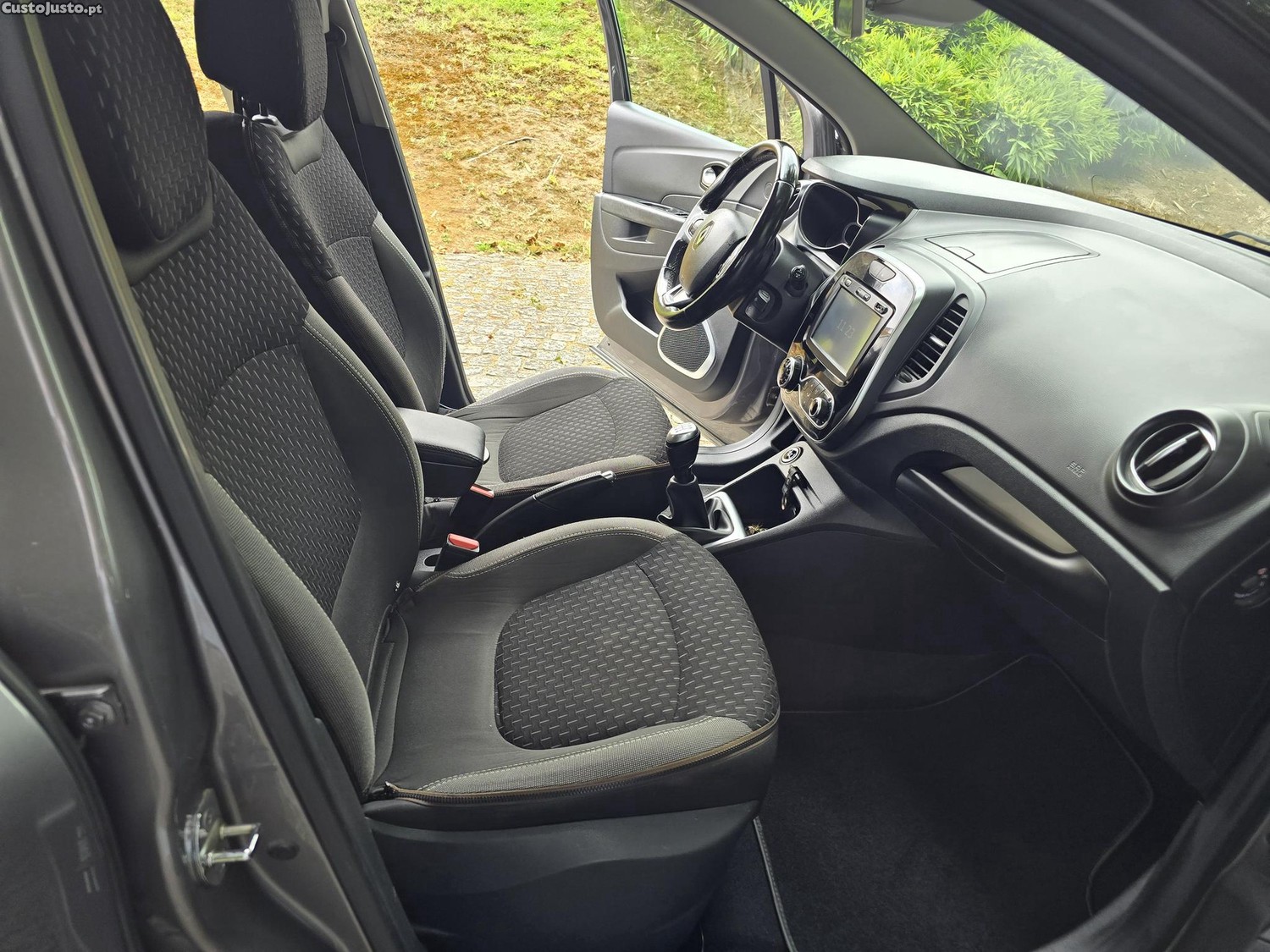 Renault Captur 1.5 dci sport dinamic nacional 1 reg 112000 klms c/garantia — fotografia 12