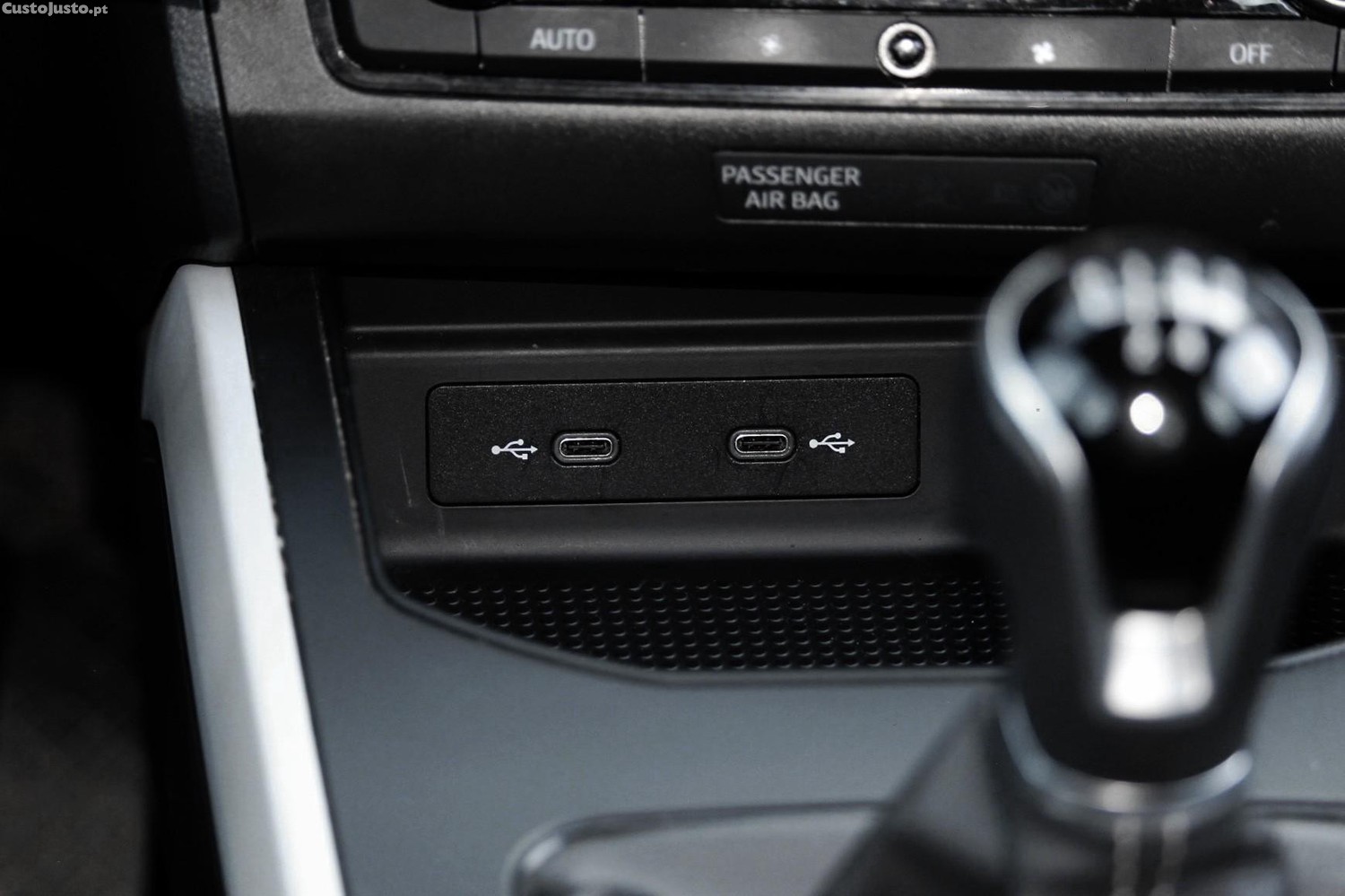 SEAT Arona 1.0 TSI Style — fotografia 8