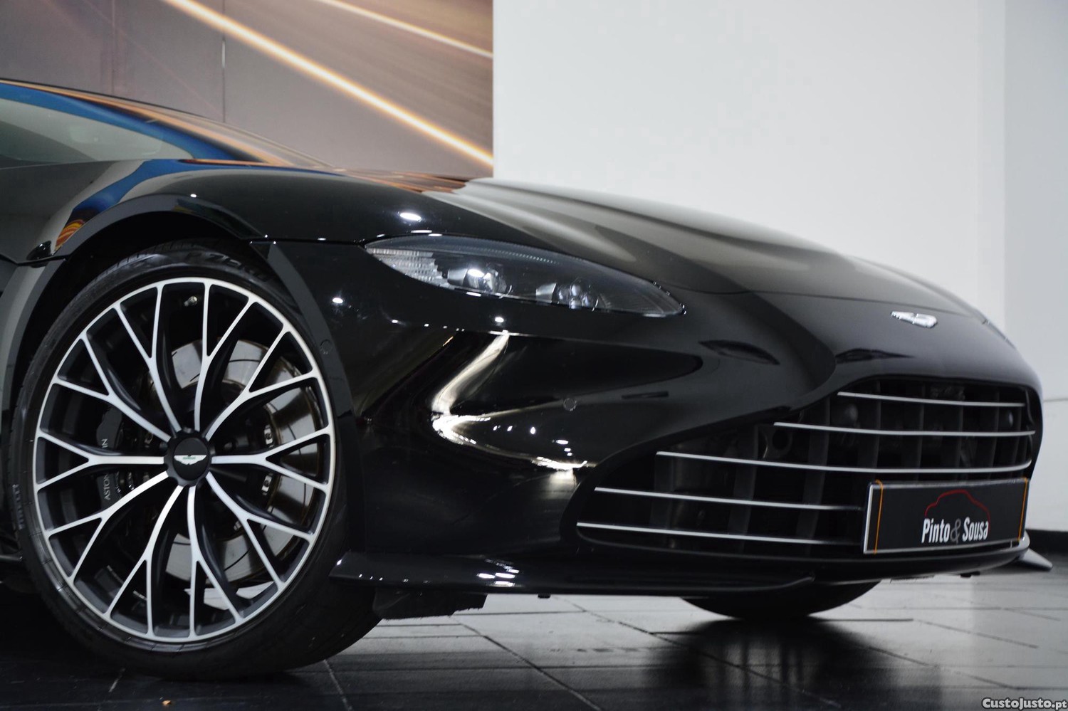 Aston Martin Vantage Coupé Coupé V8 — fotografia 6