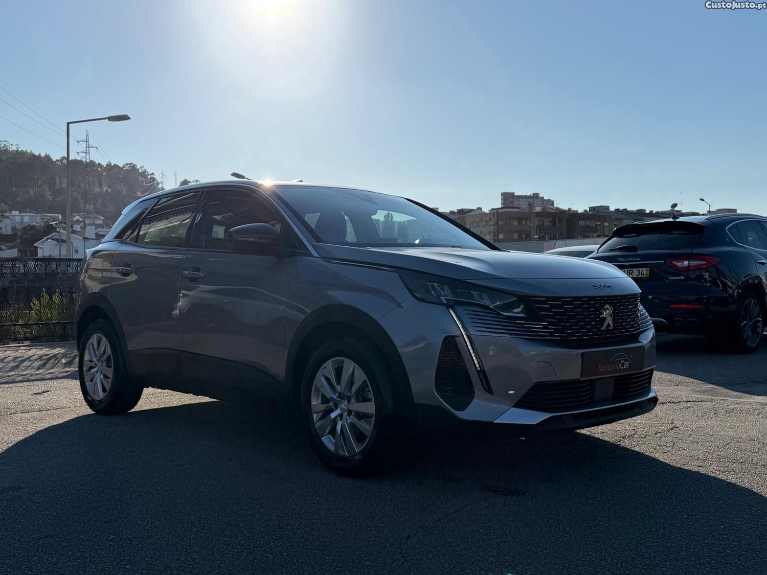 Peugeot 3008 1.5 BlueHDi Active Pack — fotografia 21