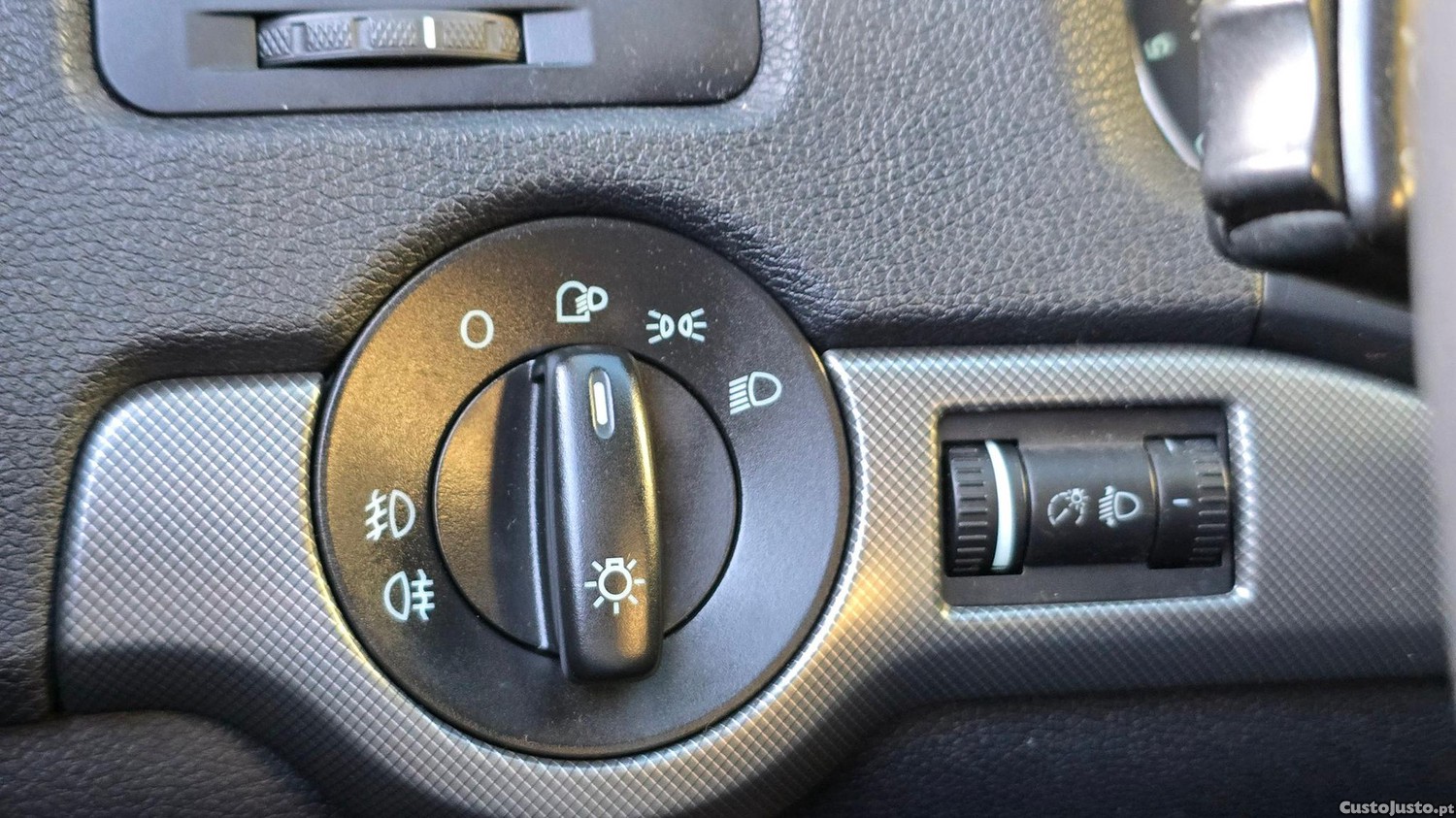 Skoda Octavia 1.9 TDi Elegance — fotografia 20