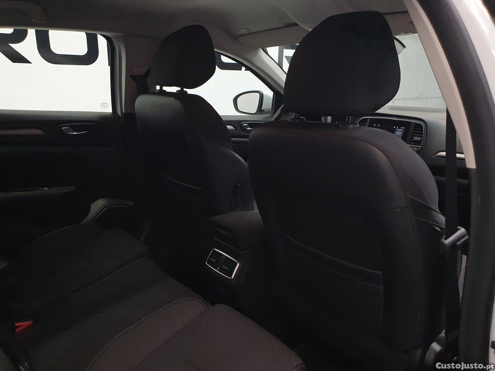 Renault Mégane 1.5 Blue dCi 115 — fotografia 6