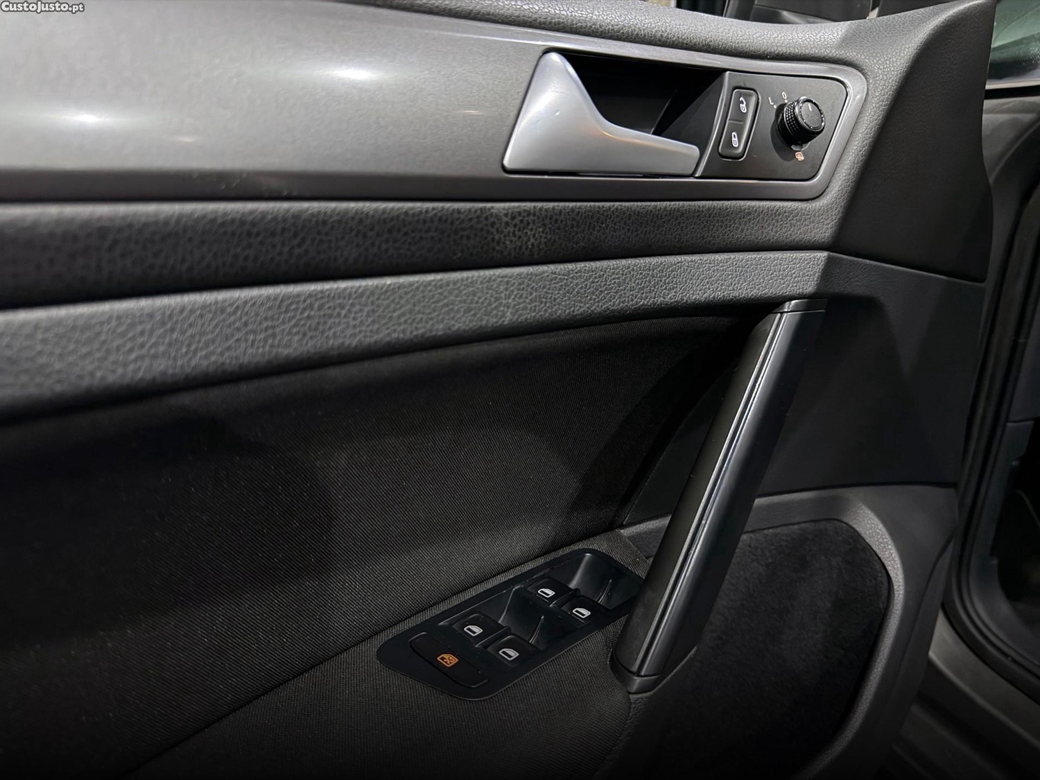 Volkswagen Golf Variant 1.6 TDi BlueMotion Confortline — fotografia 11