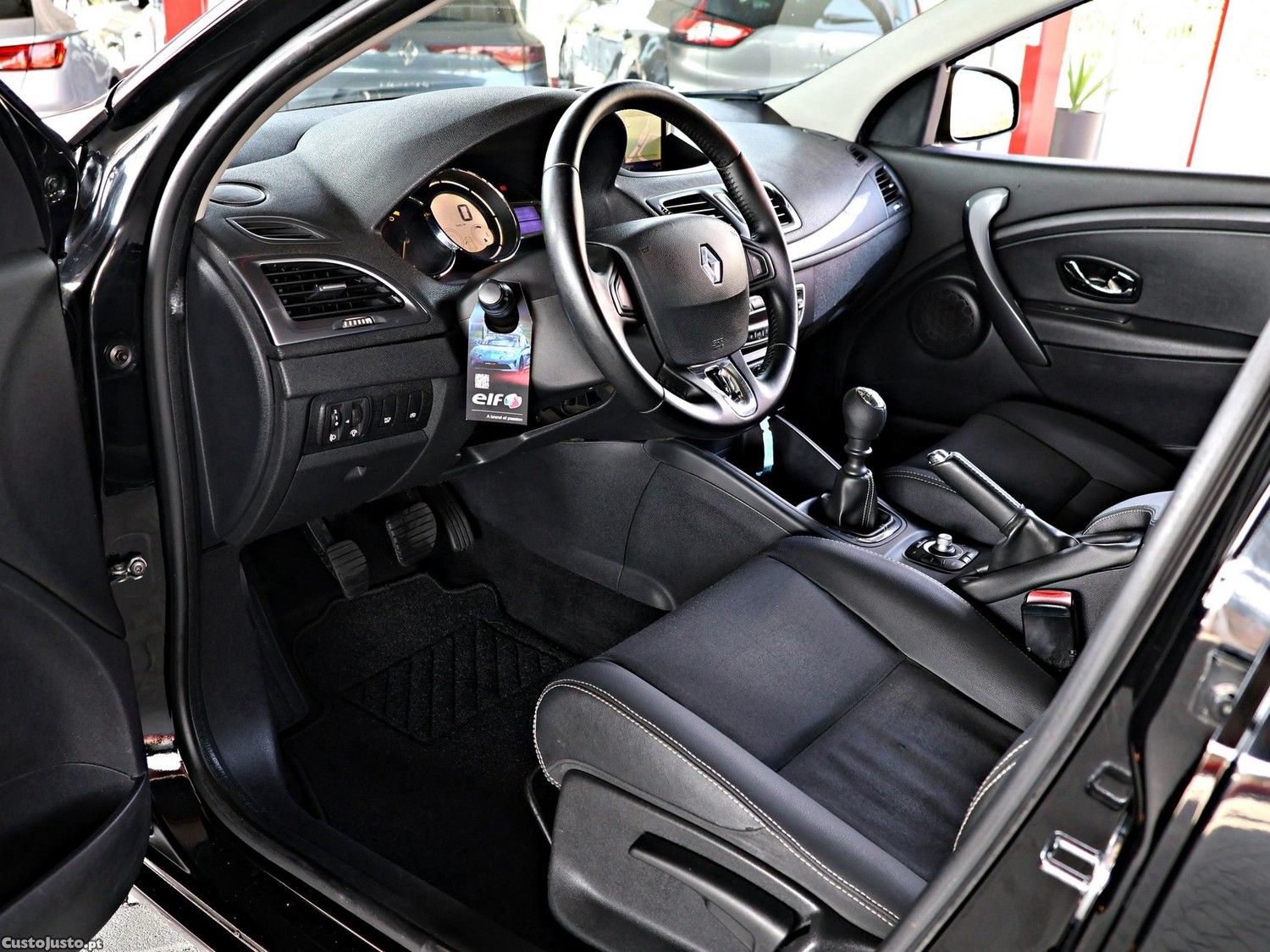Renault Mégane Sport Tourer 1.5 dCi Confort SS — fotografia 11