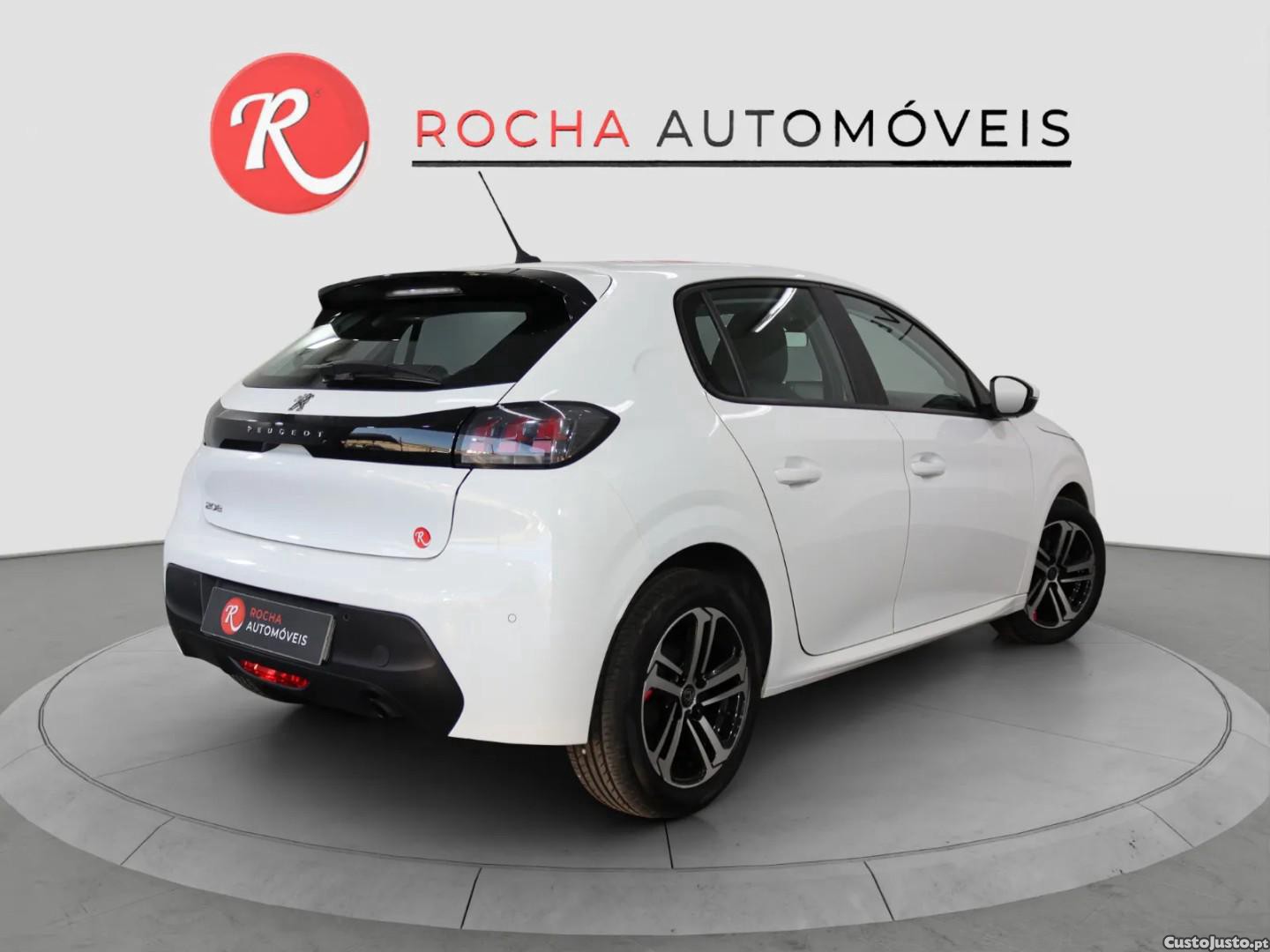 Peugeot 208 1.2 PureTech Allure — fotografia 6