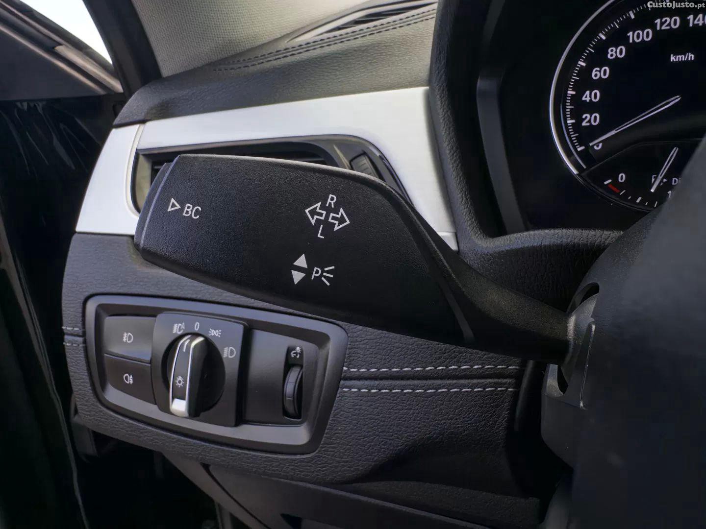 BMW X2 16 d sdrive auto — fotografia 4