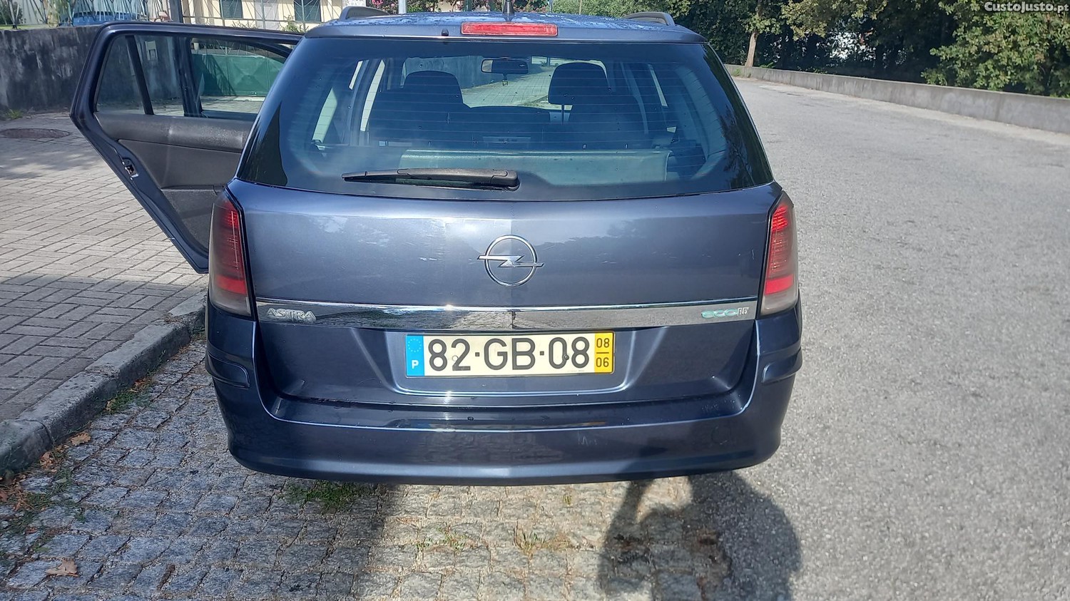Opel Astra 1.3 cdti — fotografia 4