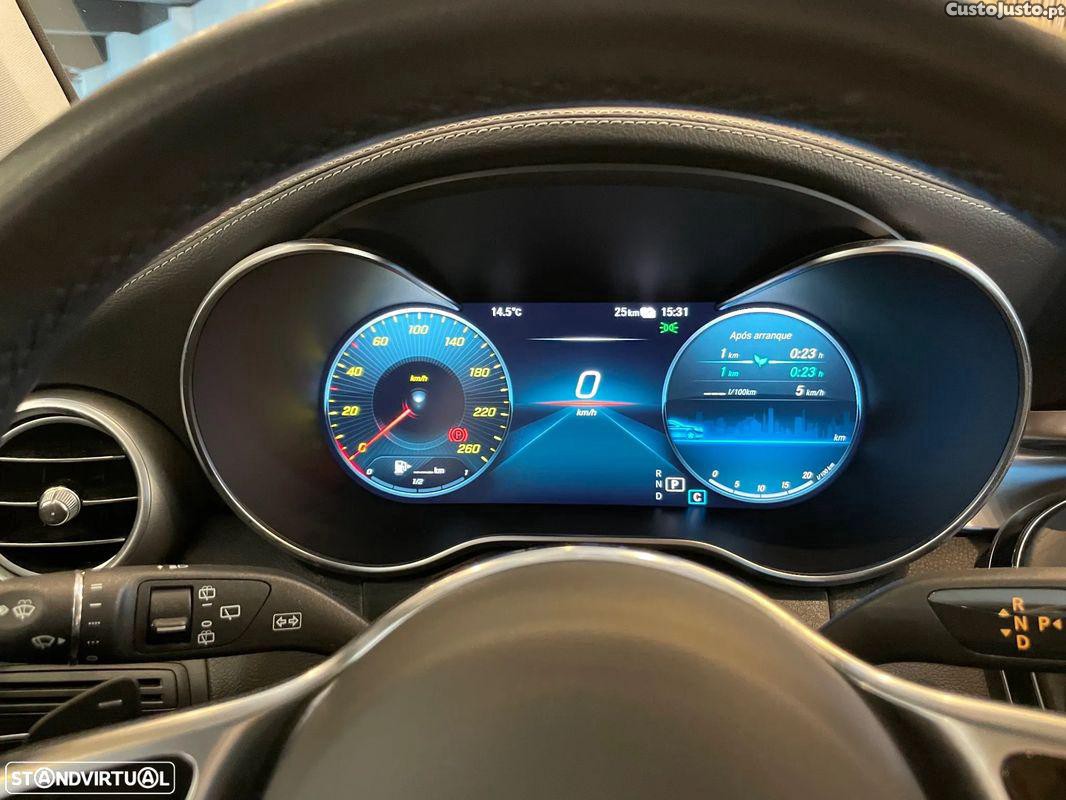 Mercedes-Benz GLC 300 e 4Matic — fotografia 11