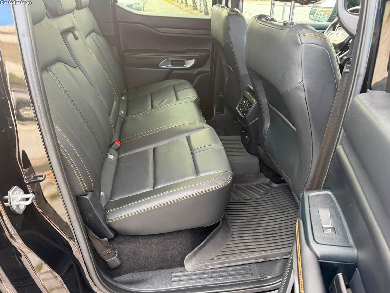 Ford Ranger 2.0 TDCi EcoBlue Wildtrak e-4WD Doppelkabine — fotografia 8