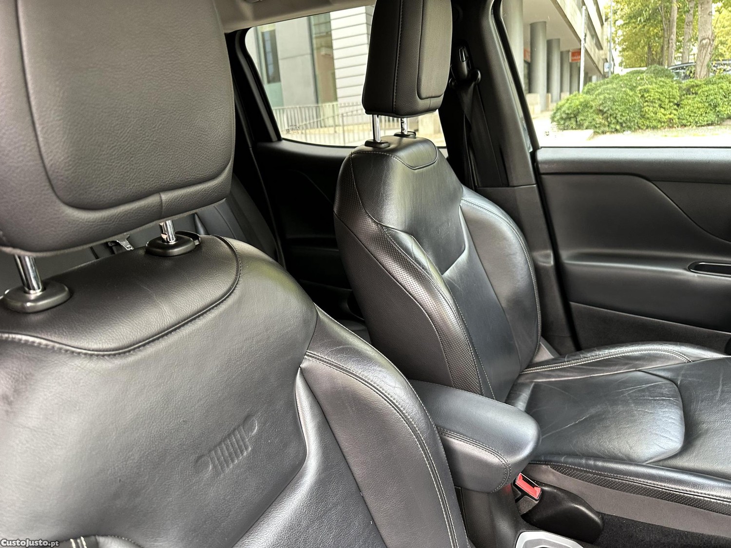 Jeep Renegade 1.6 MJD Limited — fotografia 4