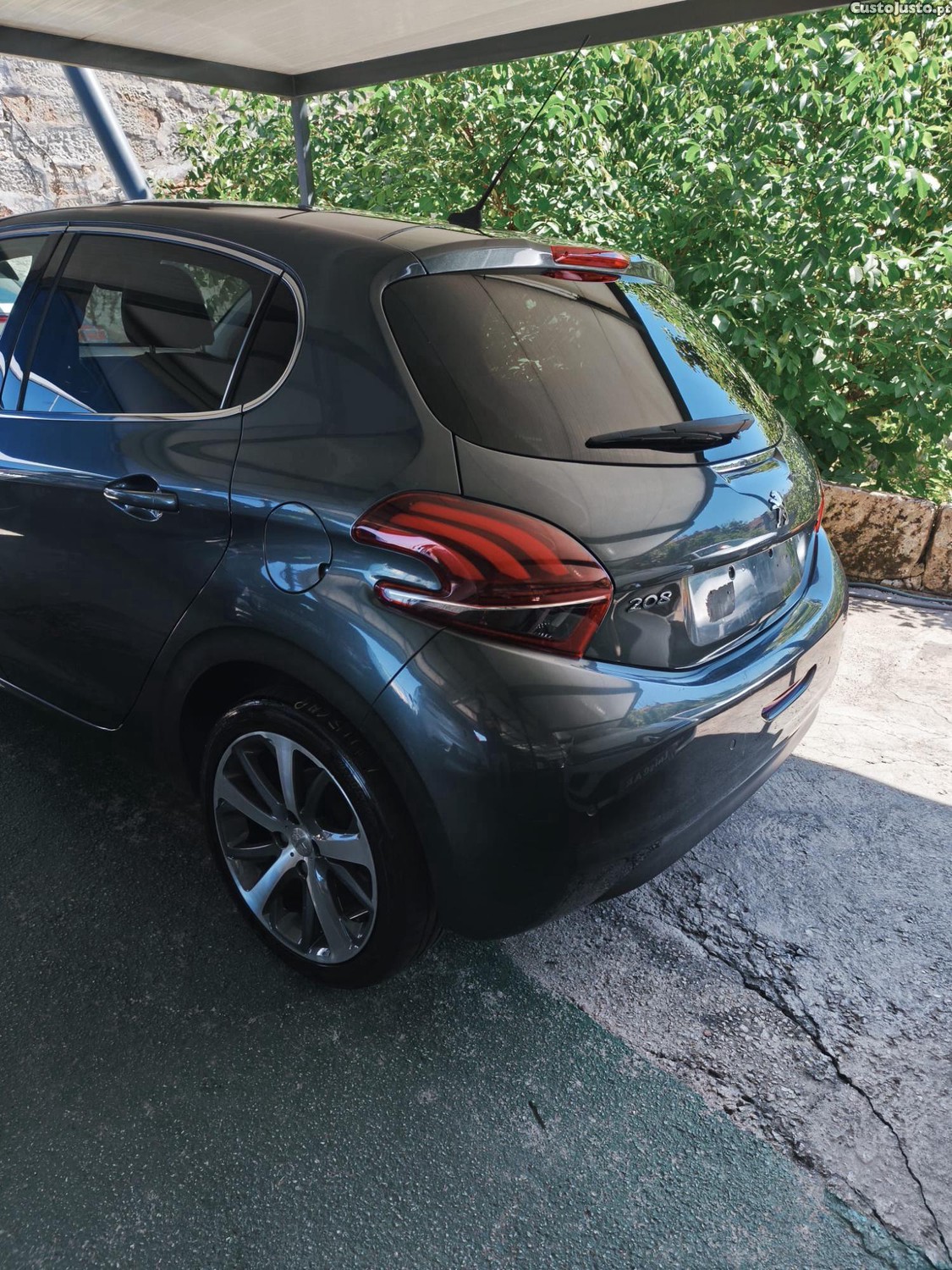 Peugeot 208 1.2 plueTech Allure — fotografia 14