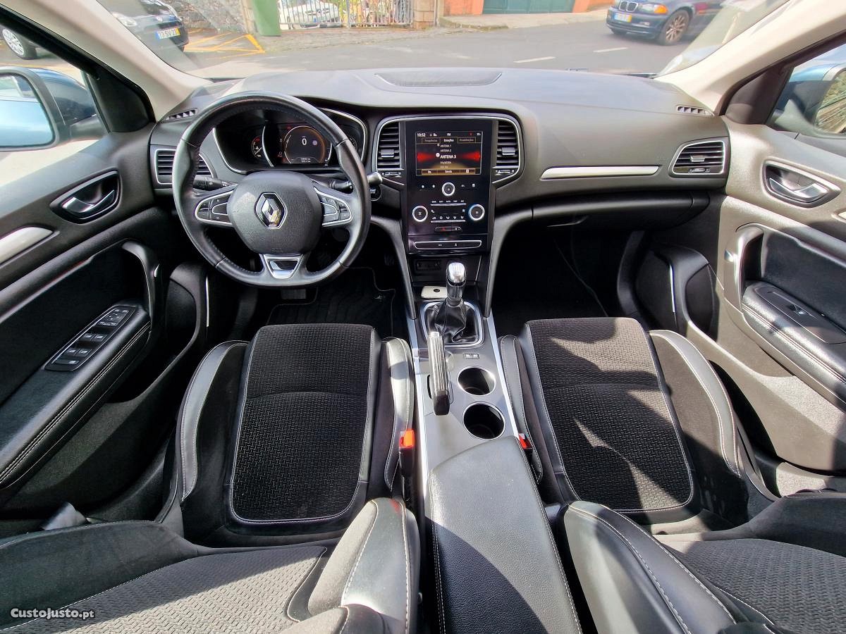 Renault Mégane ST 1.5 DCI INTENSE - 16 foto 5