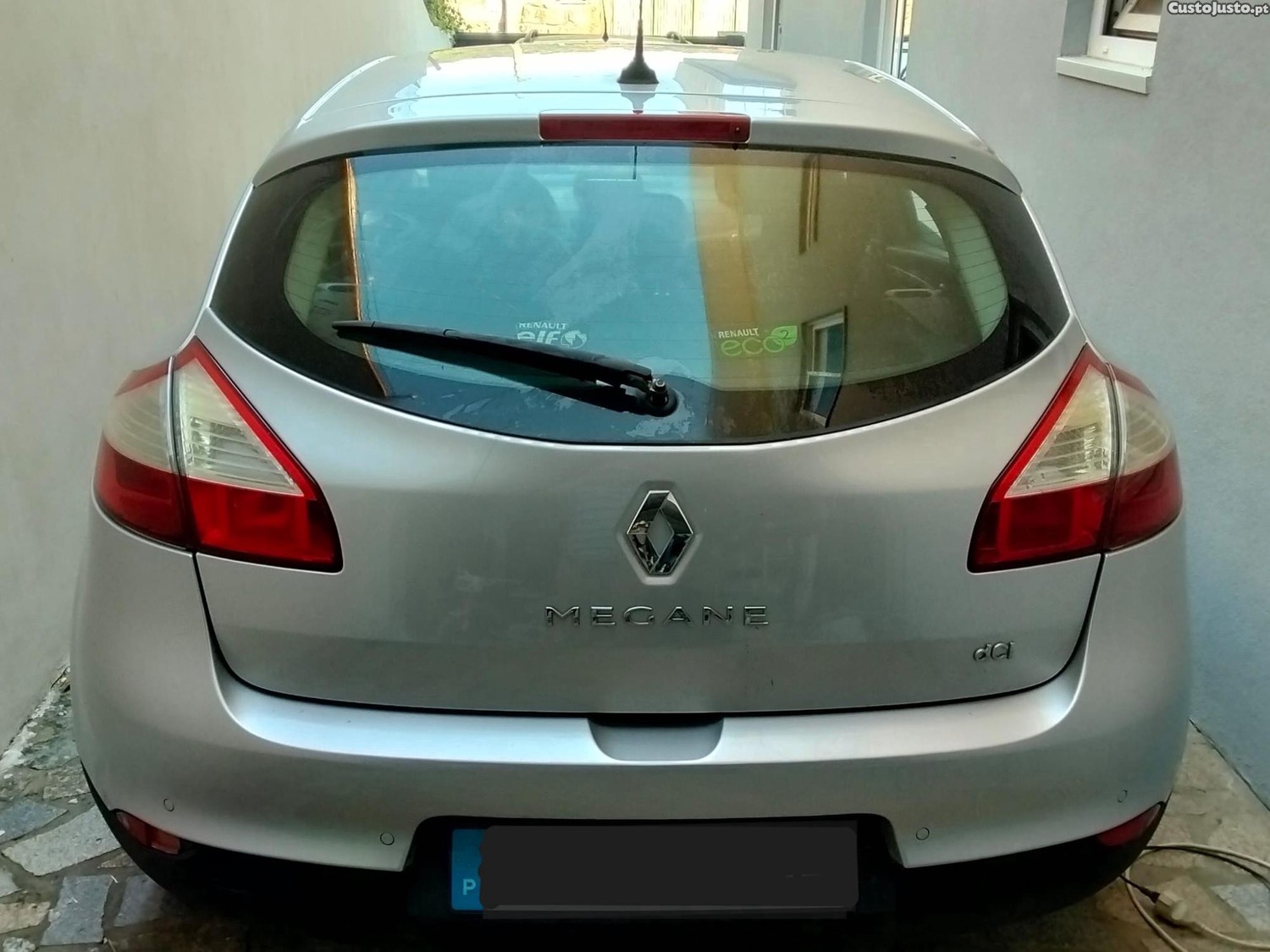 Renault Mégane MEGANE III Hatchback — photo 3