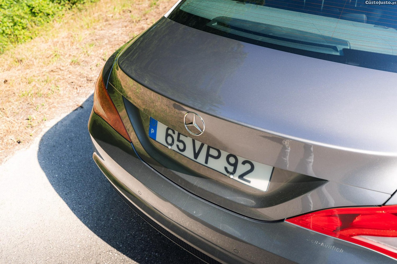 Mercedes-Benz CLA 200 CDi AMG Line — fotografia 9
