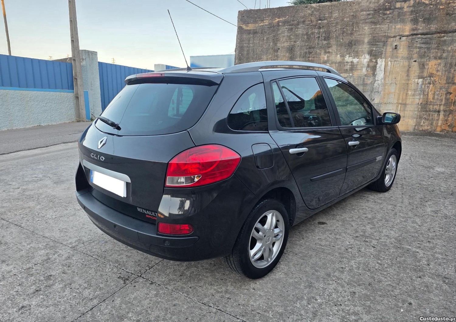 Renault Clio Break 1.5 dCi Dynamique S - 10 foto 3