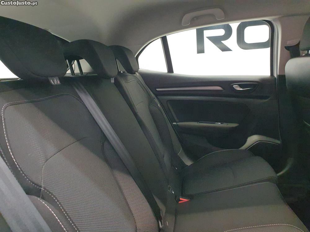 Renault Mégane 1.5 Blue dCi 115 — fotografia 5