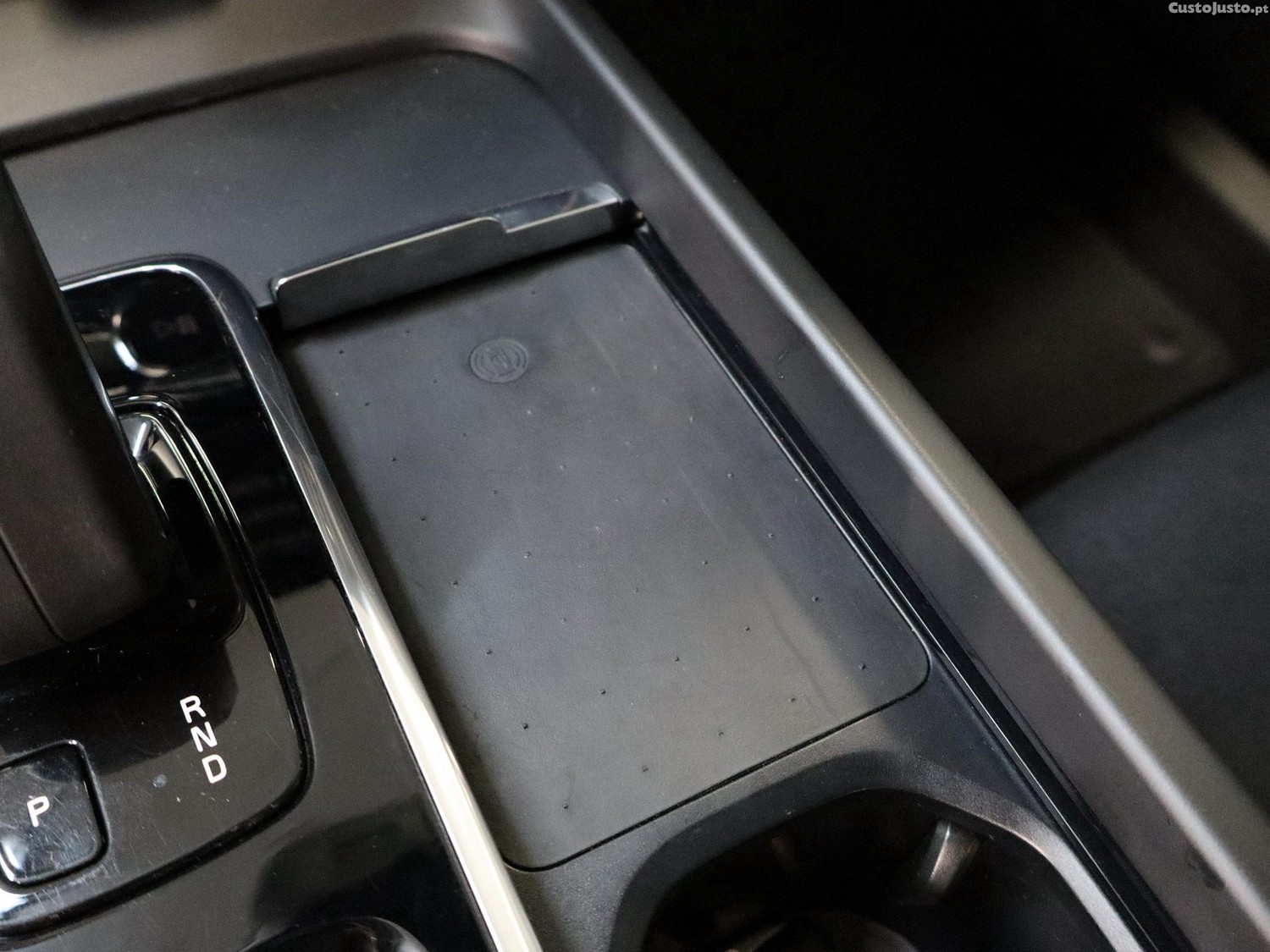 Volvo XC 60 2.0 T6 PHEV Inscription AWD — fotografia 8