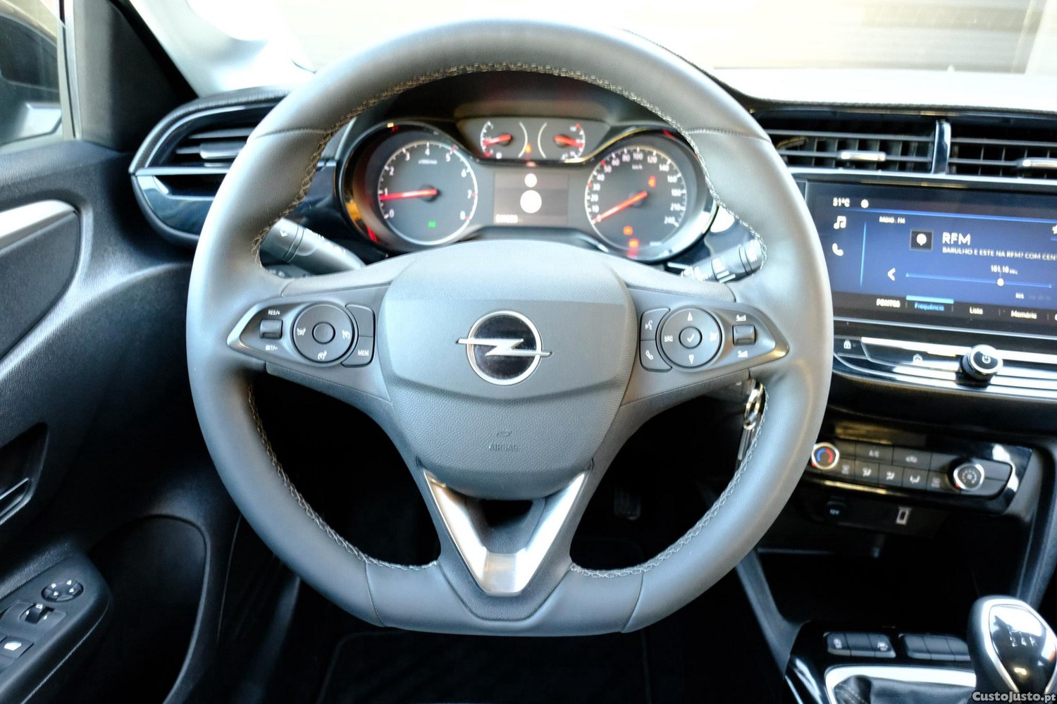 Opel Corsa 1.2 Edition — fotografia 12