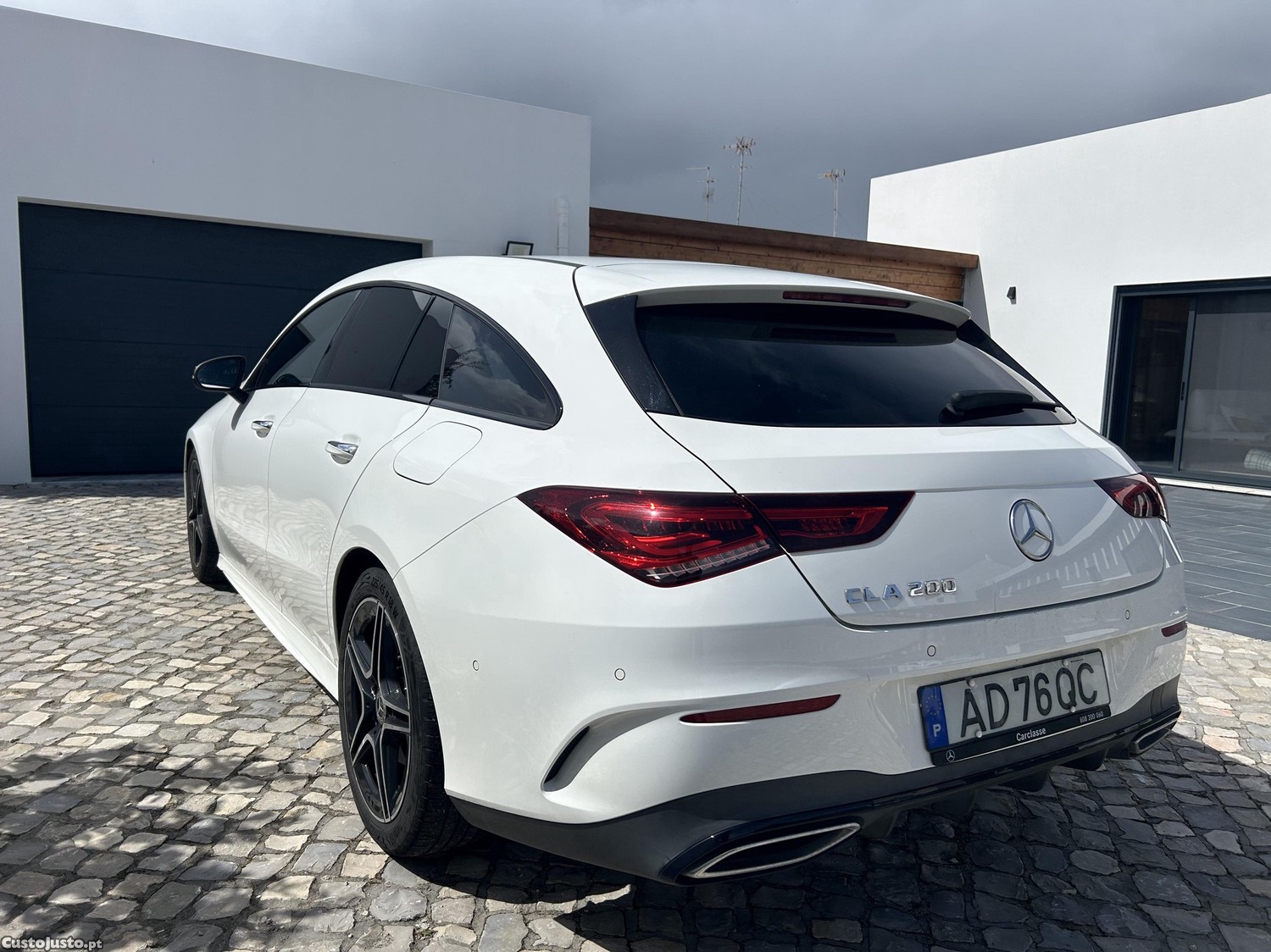 Mercedes-Benz CLA 200 AMG Gasolina — fotografia 3