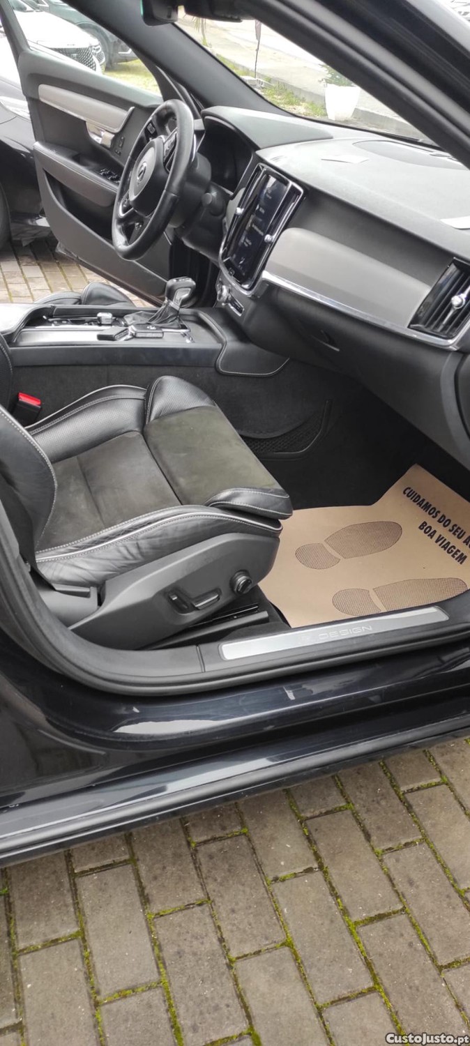 Volvo S90 2.0 D4 R-DESIGN — fotografia 2