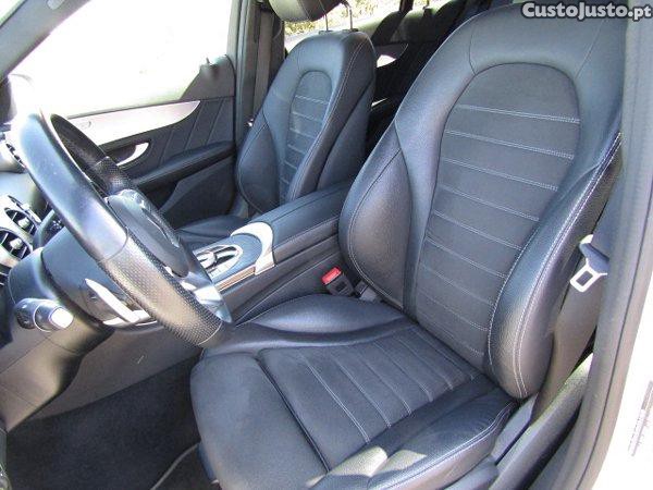 Mercedes-Benz C 300 E AMG LINE Pack Night — fotografia 9