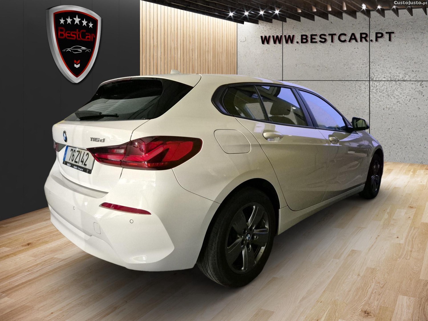 BMW 116 1.5 - 19 foto 3