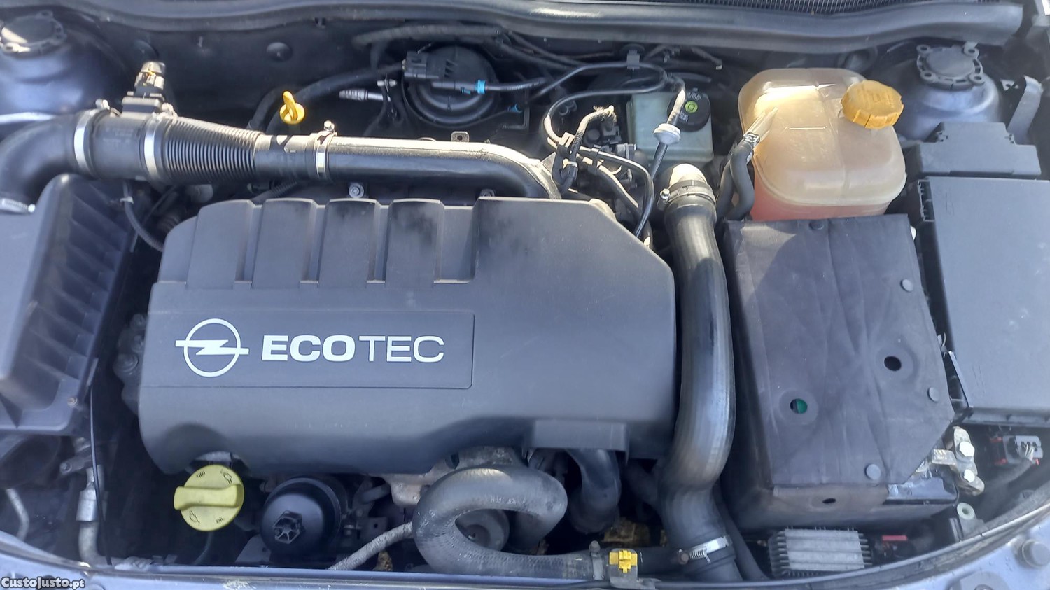 Opel Astra 1.3 cdti — fotografia 3