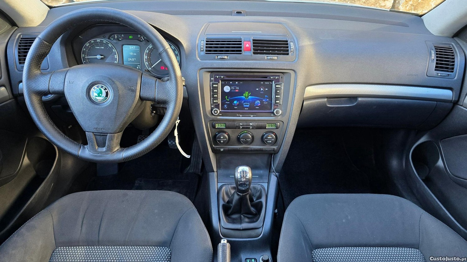 Skoda Octavia 1.9 TDi Elegance — fotografia 19