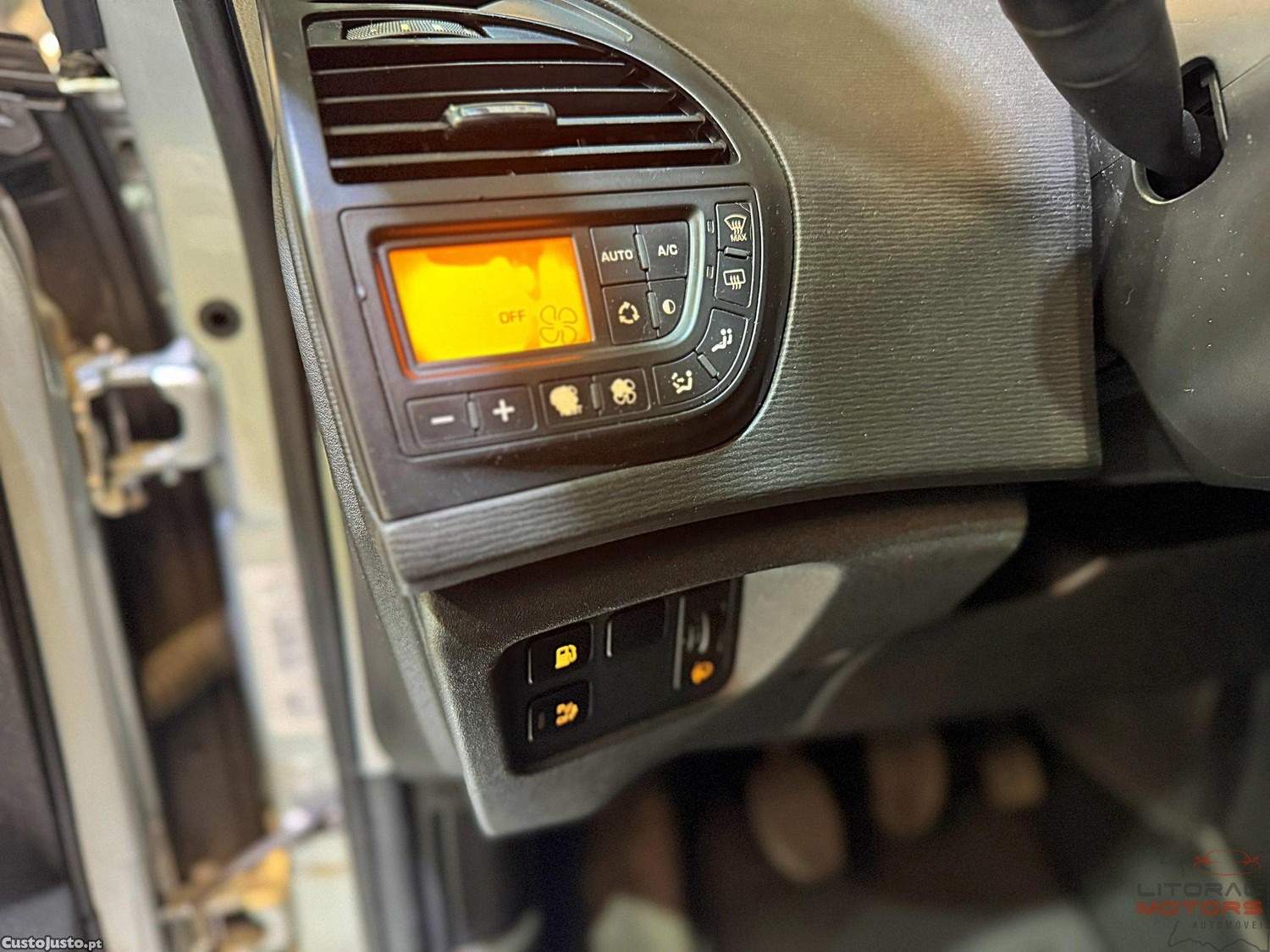 Citroën C4 Picasso 1.6 HDi FAP Tendance — fotografia 8