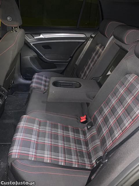 VW Golf GTI 2.0 TSI 7.5 Performance - 19 — photo 5
