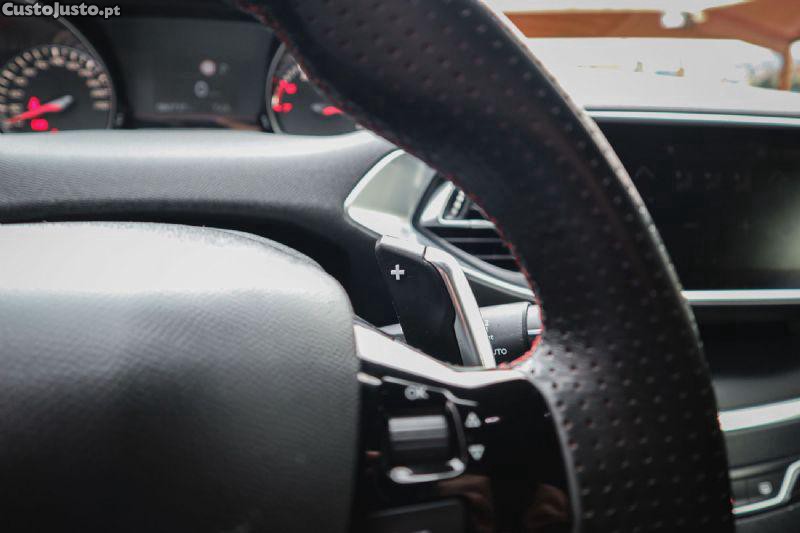 Peugeot 308 Gt line — fotografia 10