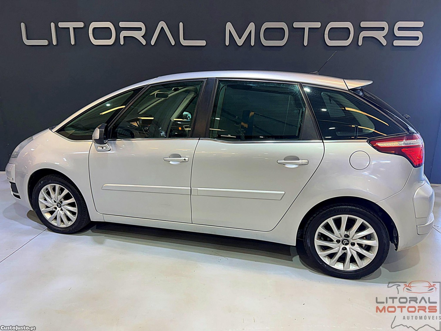 Citroën C4 Picasso 1.6 HDi FAP Tendance — fotografia 19