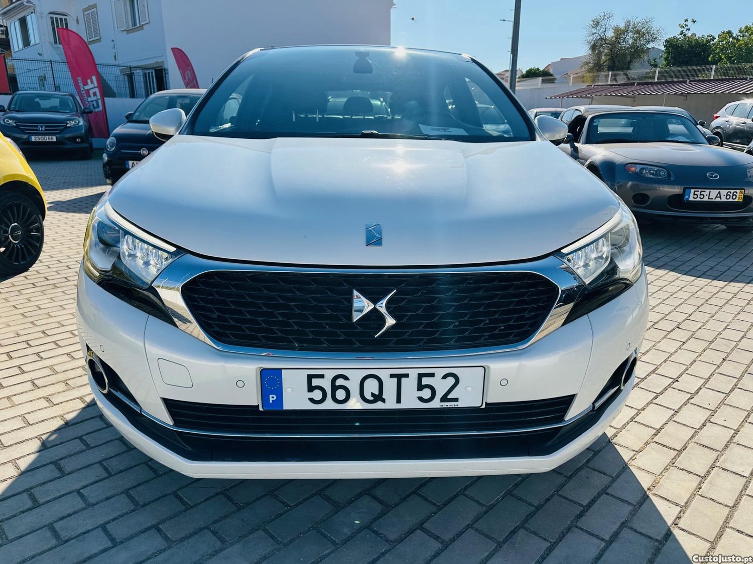 DS DS 4 CROSSBACK 2.0 HDI - 16 — photo 4
