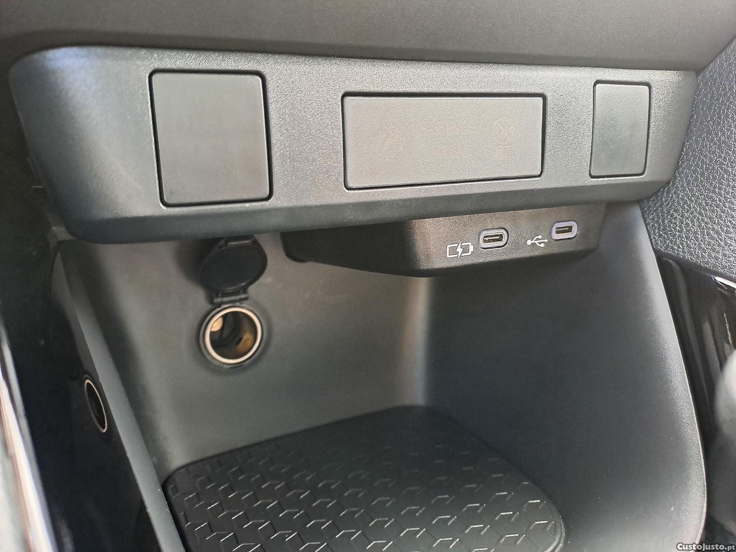 Toyota Yaris 1.5HDF EXCLUSIVE 116CV HIBRIDO/GASOLINA 2025 — fotografia 10