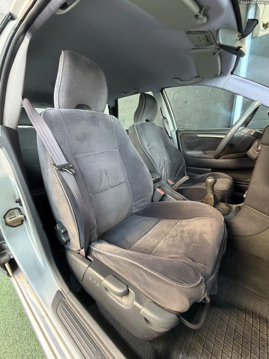 Volvo V40 D6 — fotografia 10