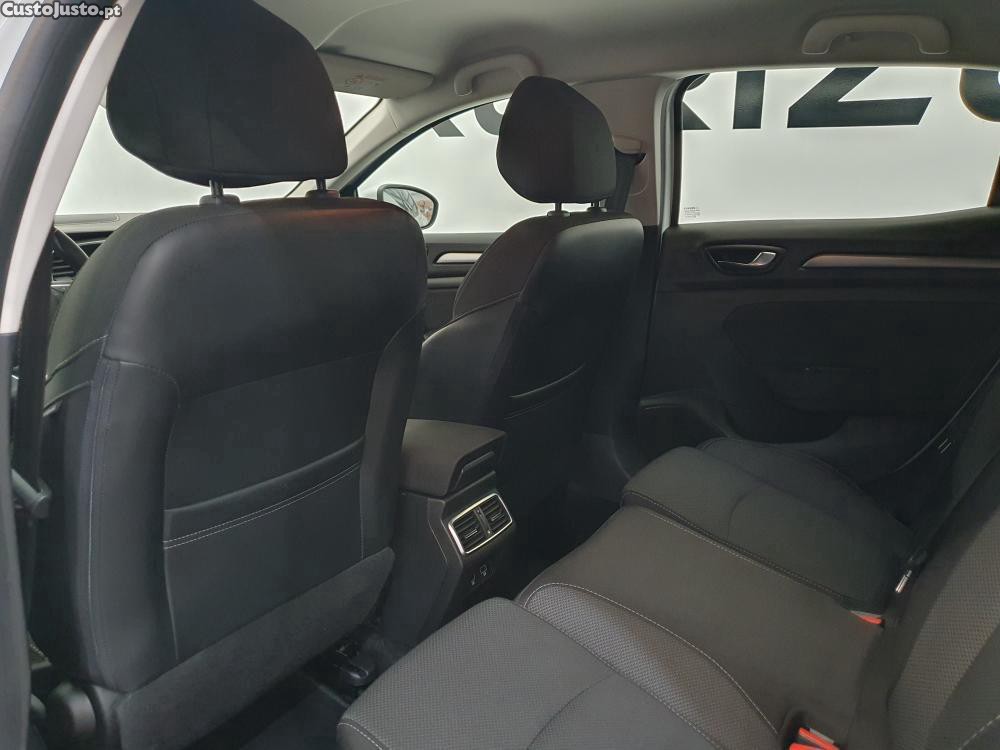 Renault Mégane 1.5 Blue dCi 115 — fotografia 4