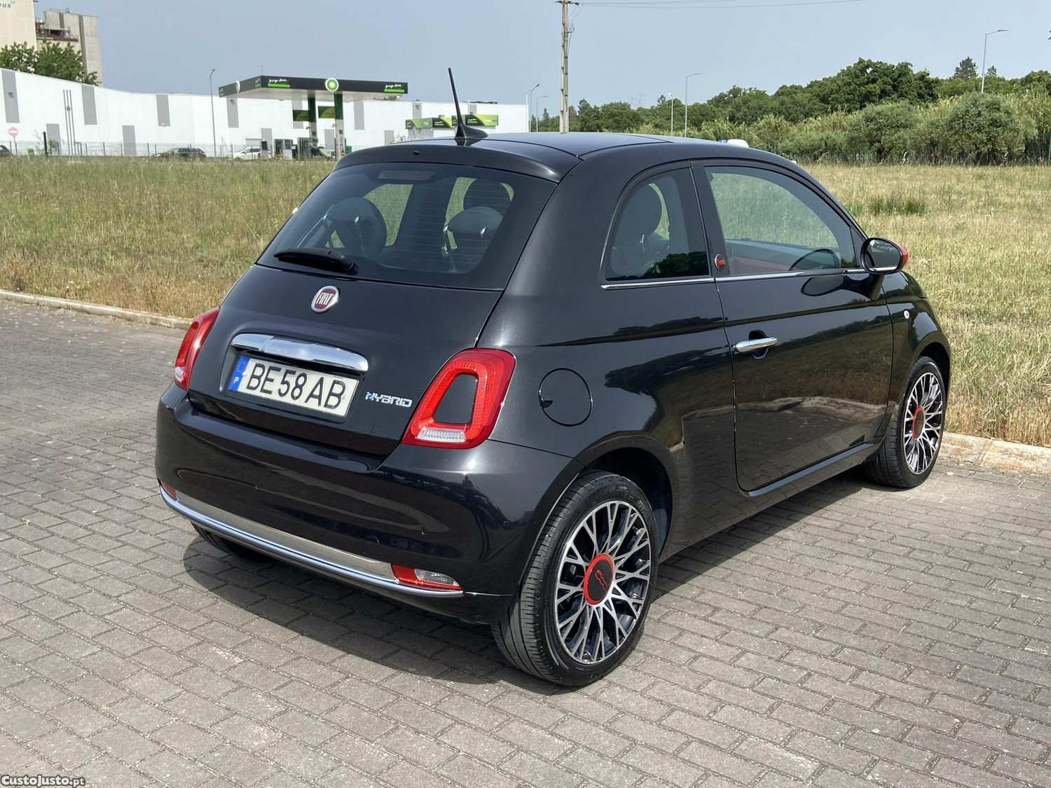 Fiat 500 1.0 Hybrid RED — fotografia 20