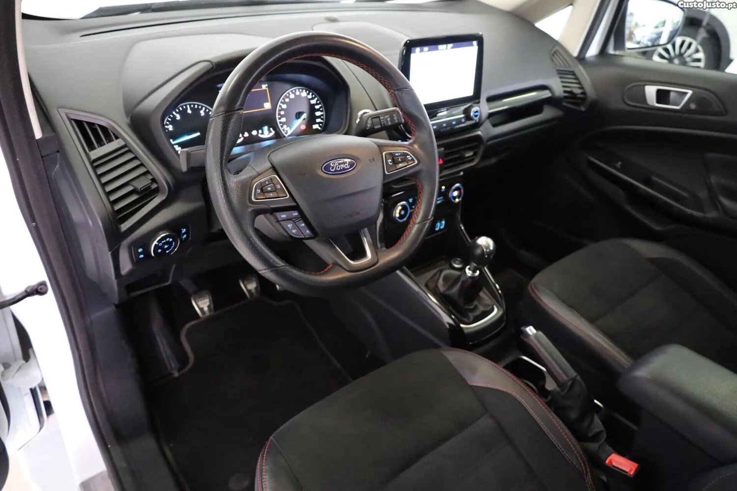 Ford EcoSport 1.0 EcoBoost ST-Line Plus — fotografia 14
