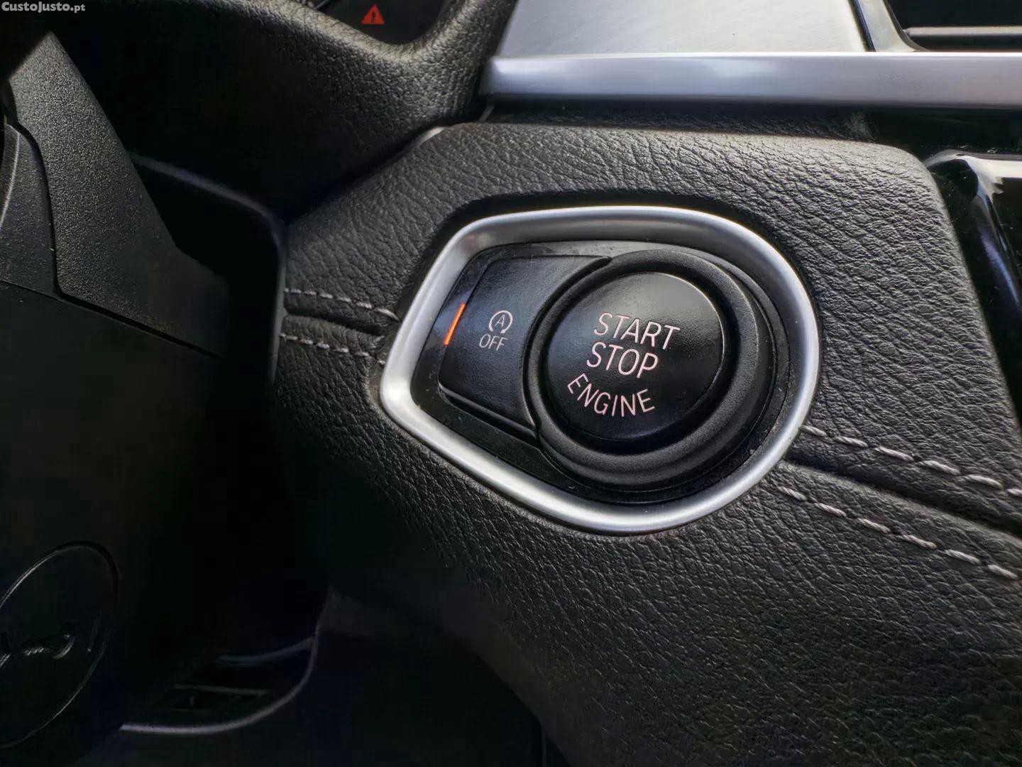 BMW X2 16 d sdrive auto — fotografia 2