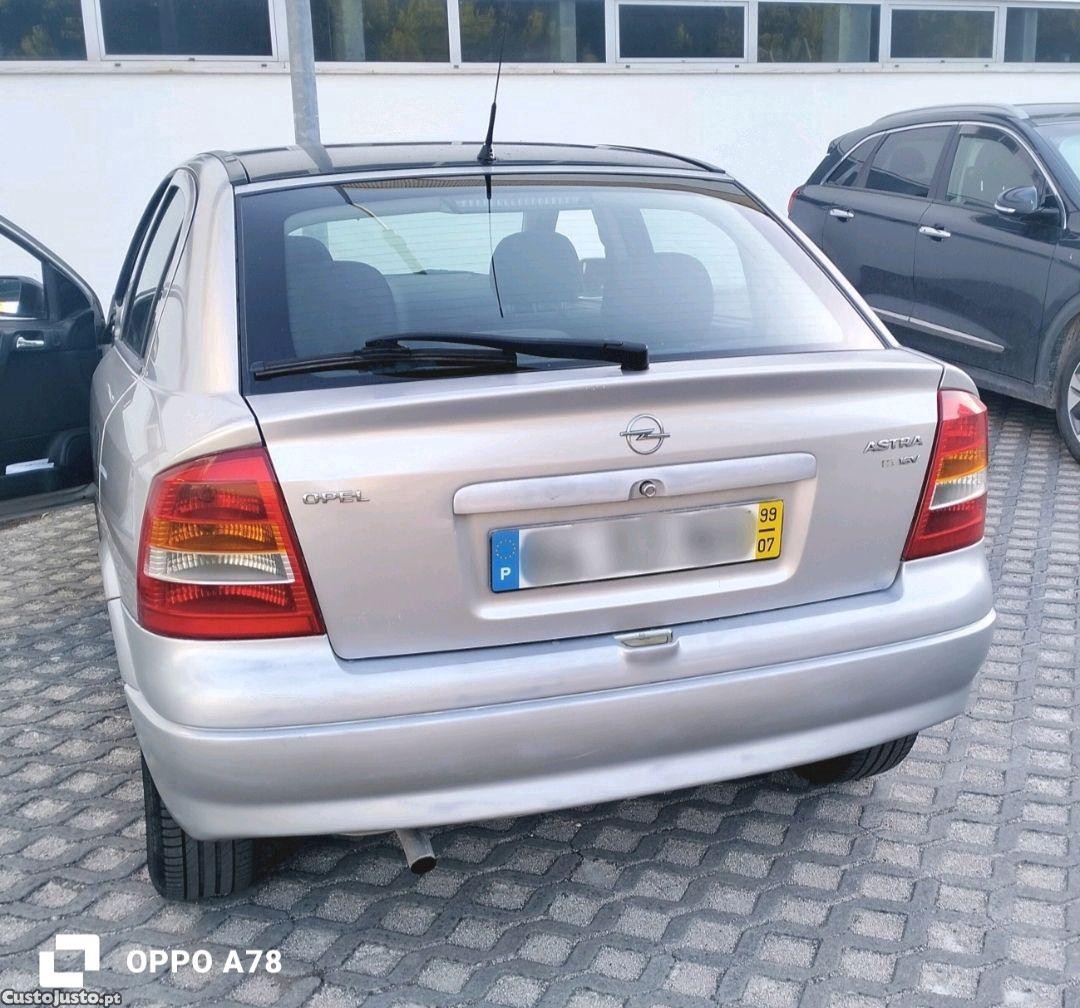 Opel Astra — fotografia 5