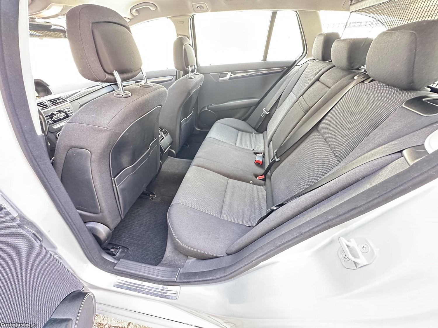 Mercedes-Benz C 220 Avantgarde — fotografia 4