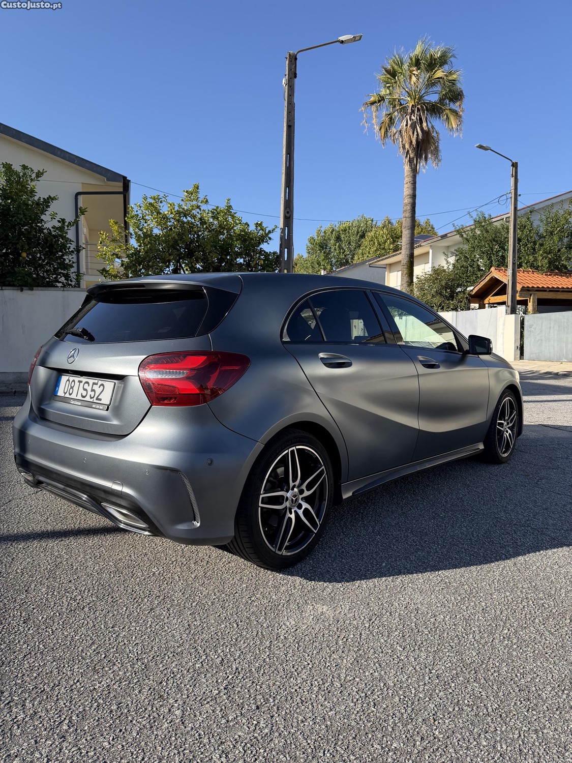 Mercedes-Benz A 180 AMG Line Aut. — fotografia 9