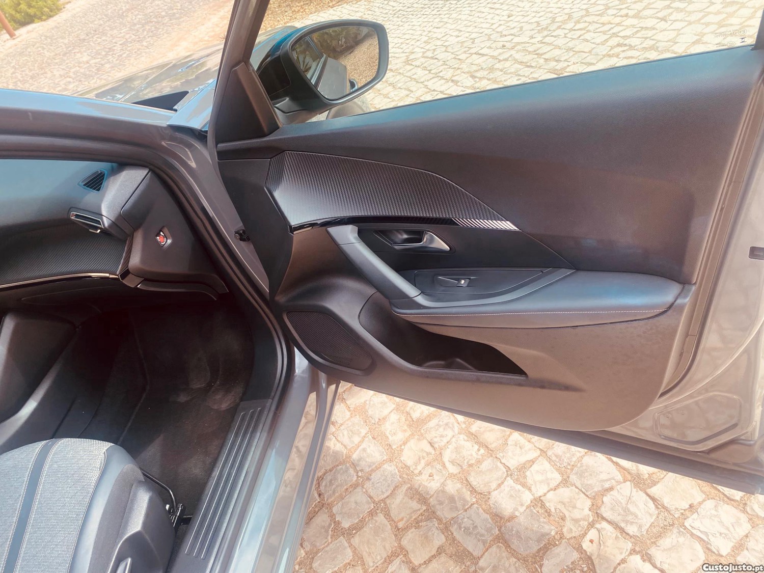 Peugeot 2008 ALL 1.2 PURETECH — fotografia 5