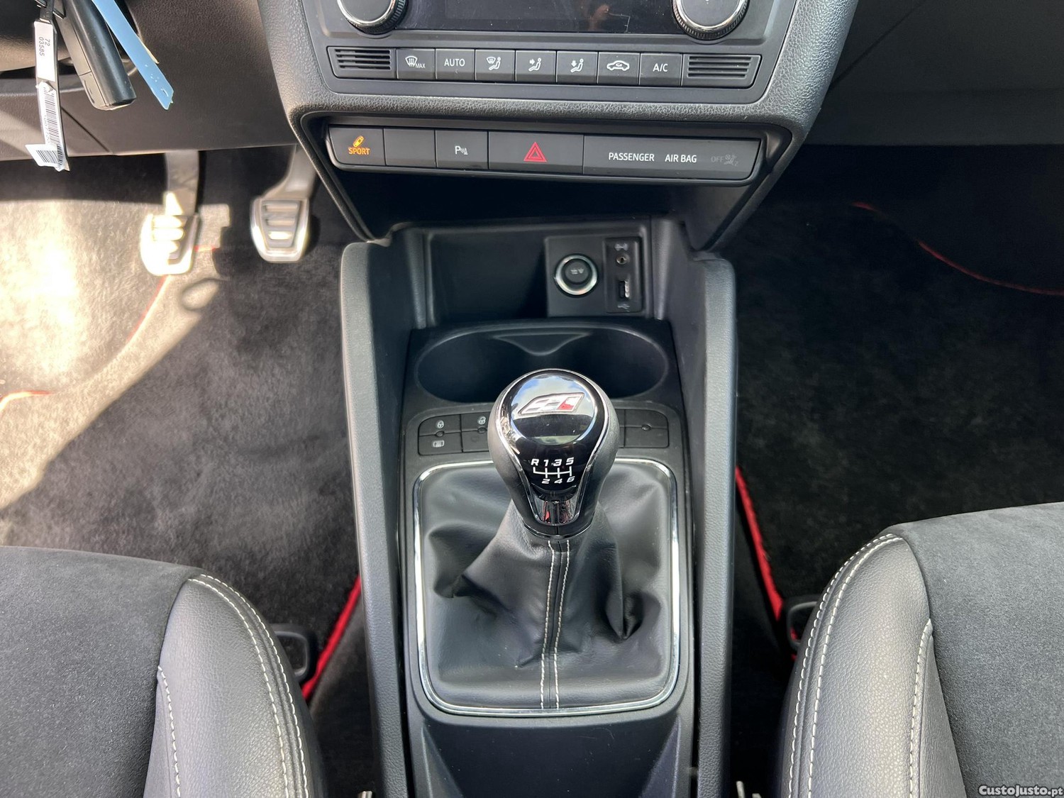 SEAT Ibiza Cupra — fotografia 2
