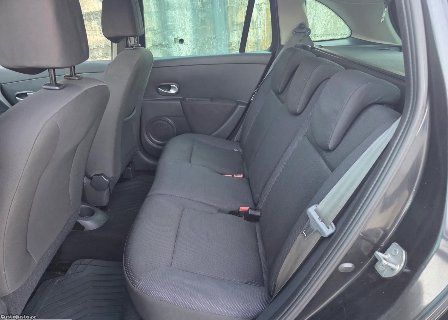 Renault Clio Break 1.5 dCi Dynamique S - 10 foto 5