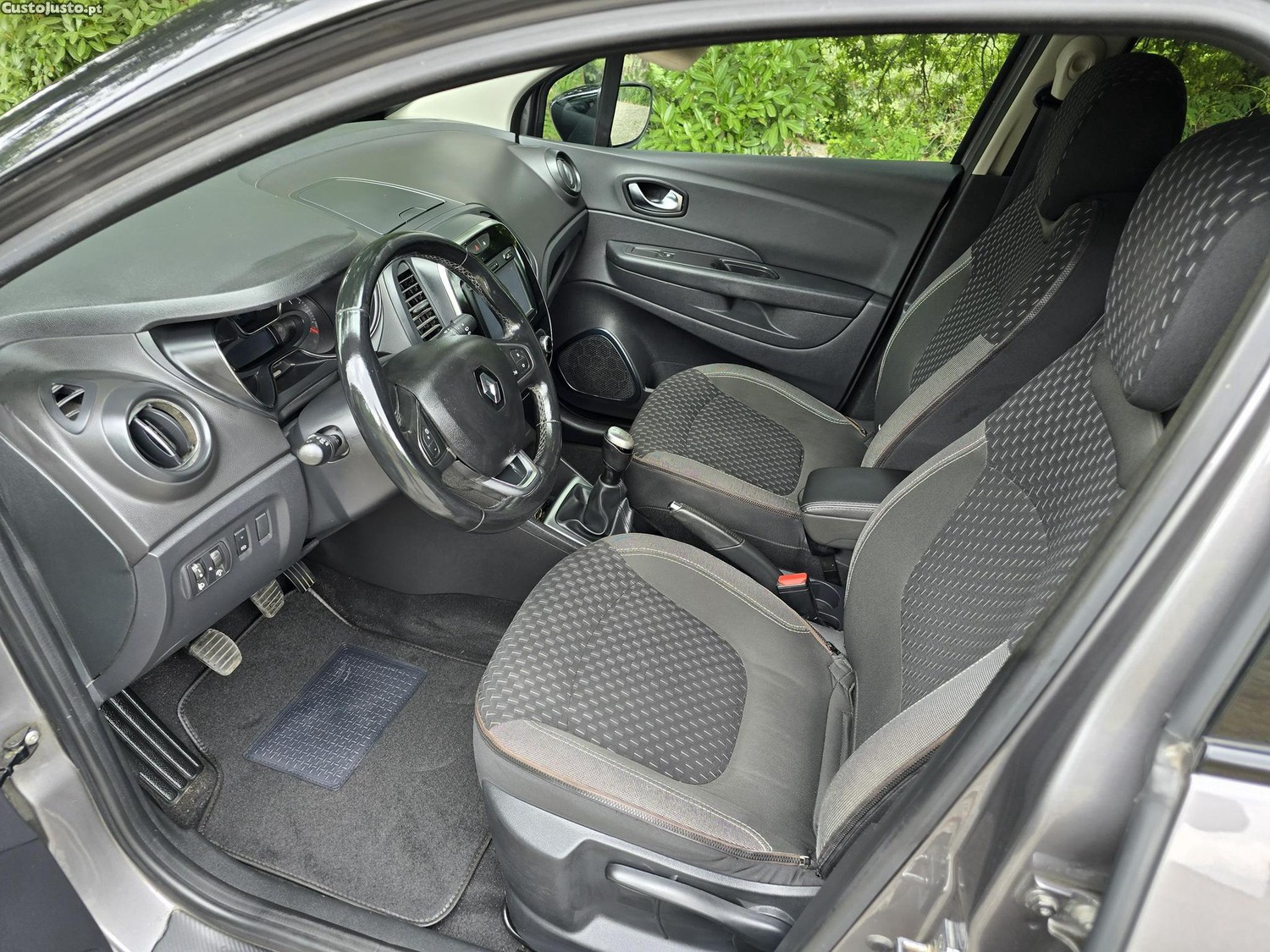 Renault Captur 1.5 dci sport dinamic nacional 1 reg 112000 klms c/garantia — fotografia 2