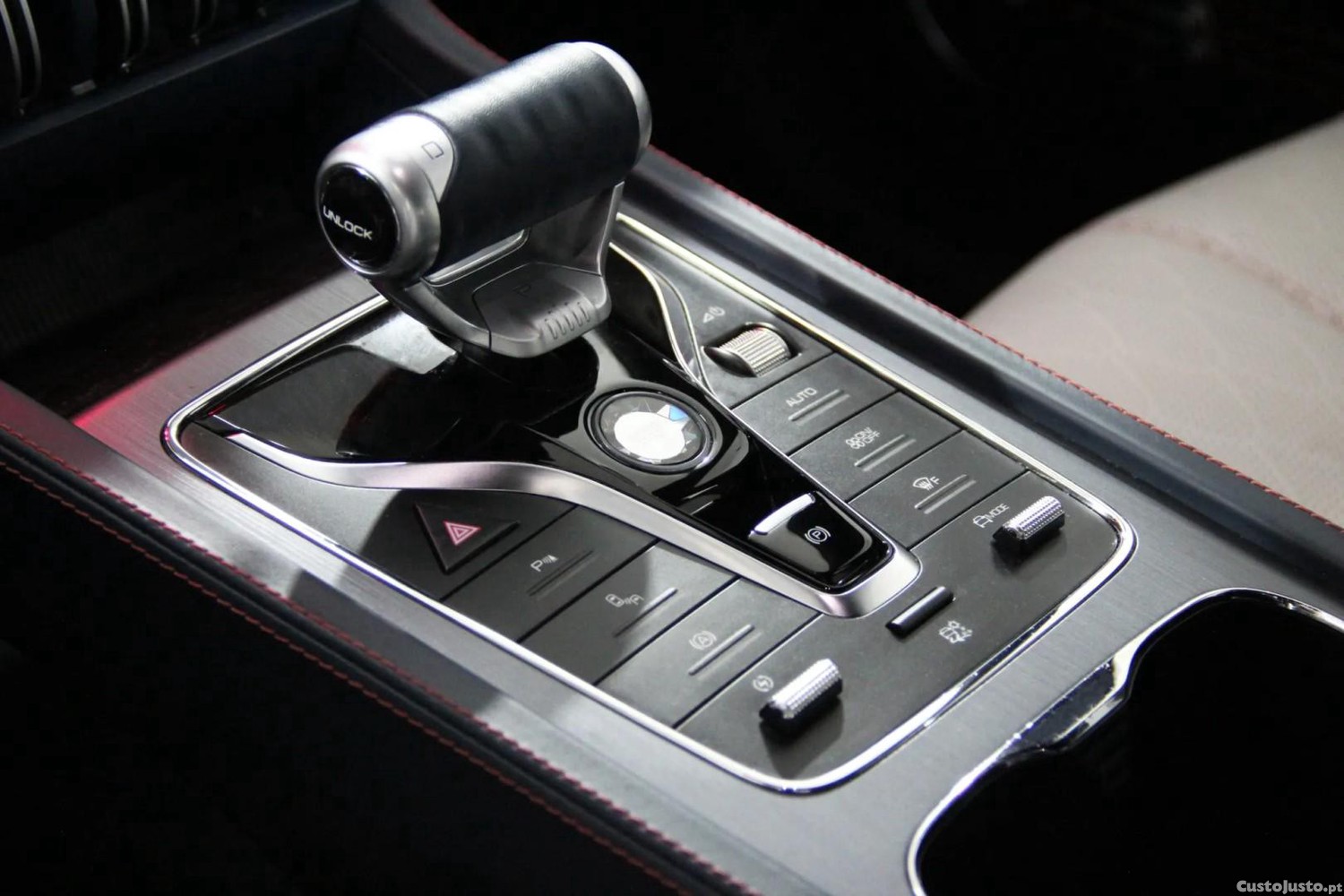 BYD Atto 3 60.48 kWh Design — fotografia 9