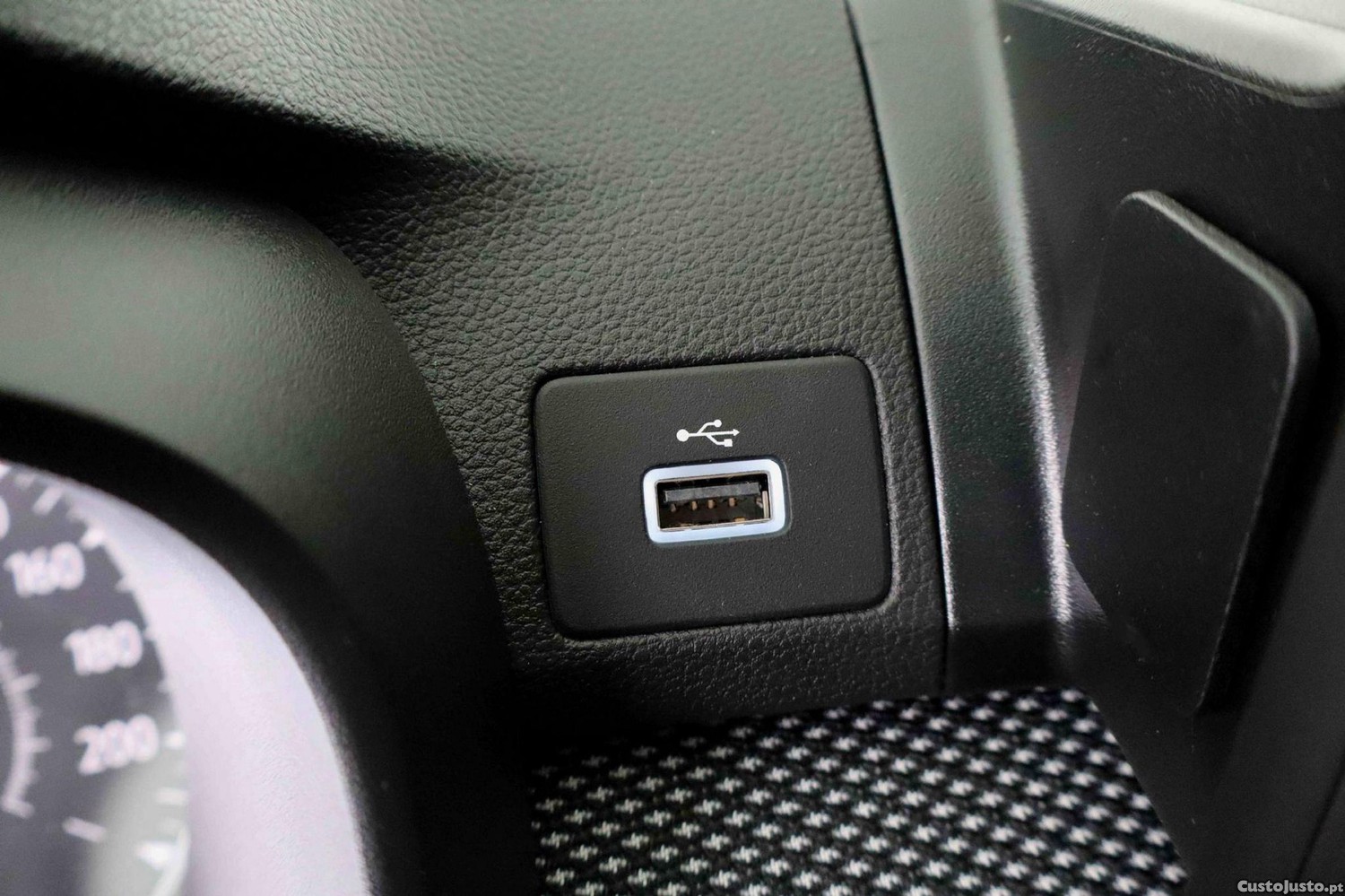 Dacia Jogger 1.0 ECO-G Expression 7L Bi-Fuel — fotografia 11